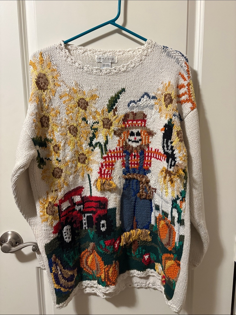 American Vintage - LIMITED EDITION- Casual Corner Cream Knit Fall Sweater